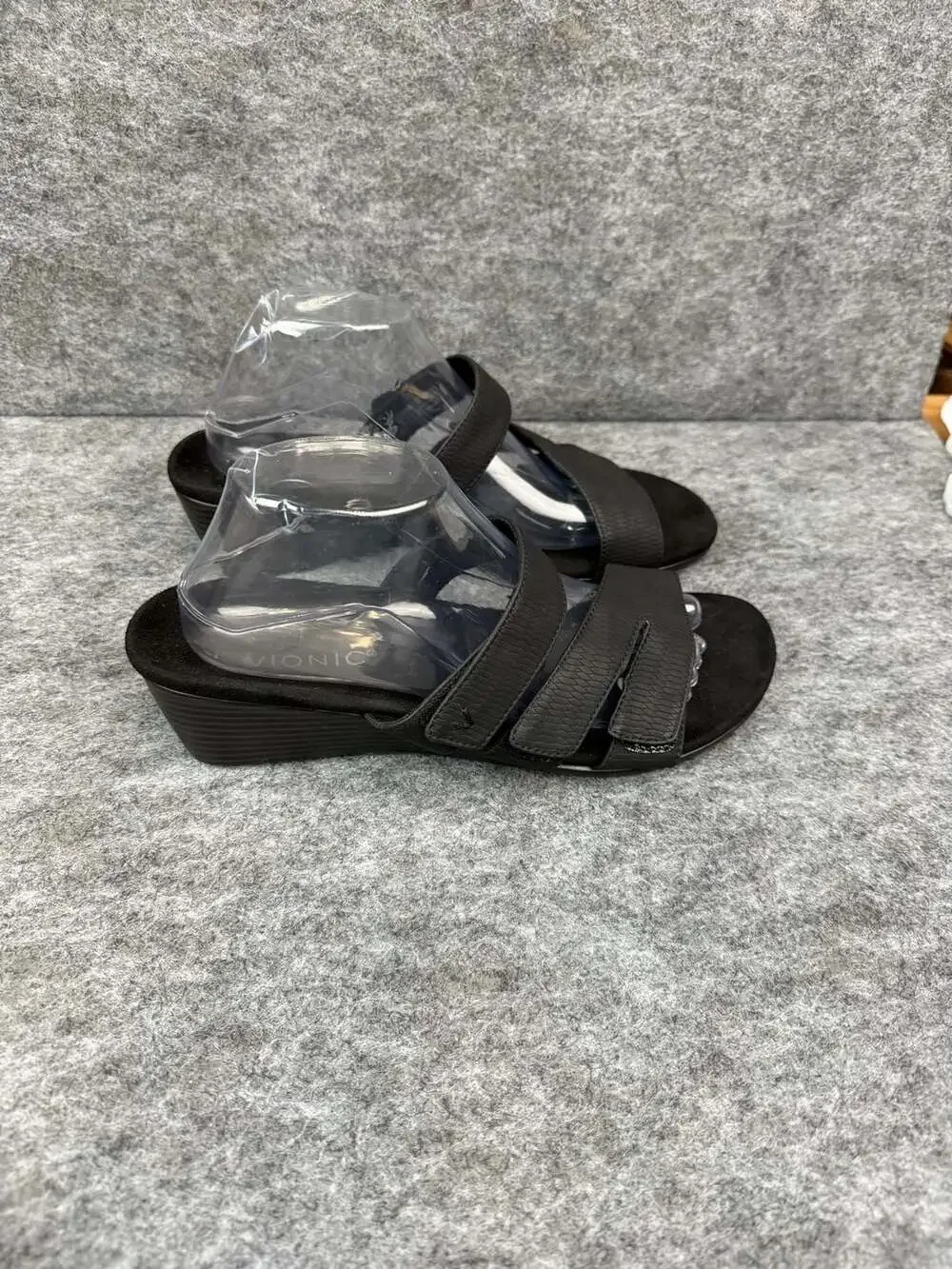 Vionic Black Slide Wedge Sandals Size 10 Adjustable Straps